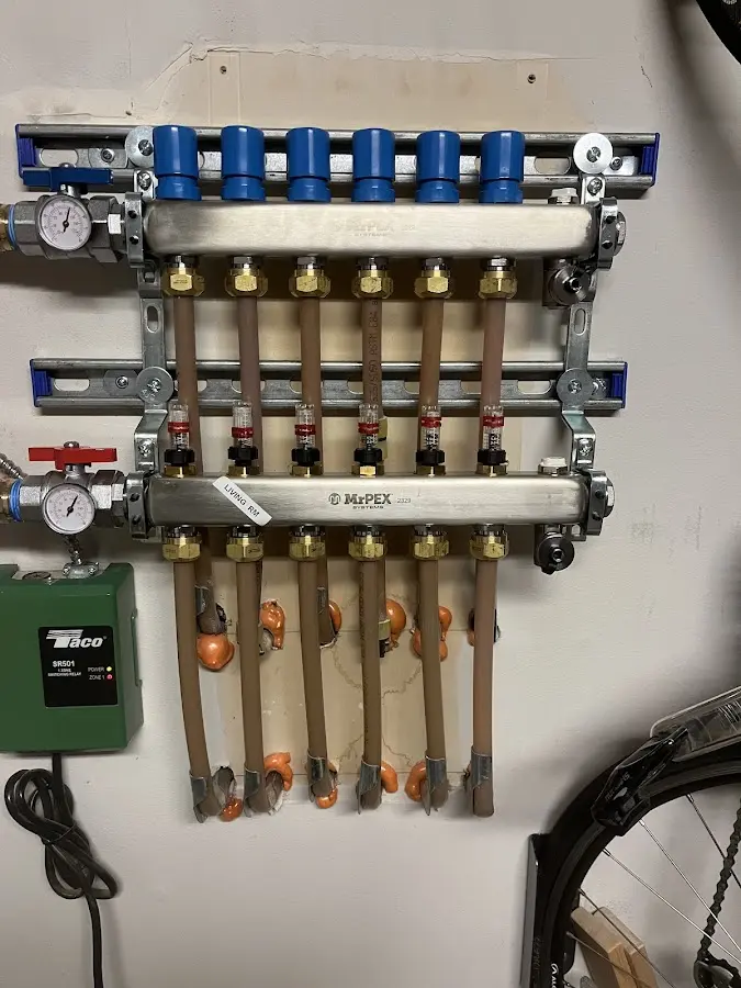 Plumber performing Gas Leak Detection at a residential property in Indianola